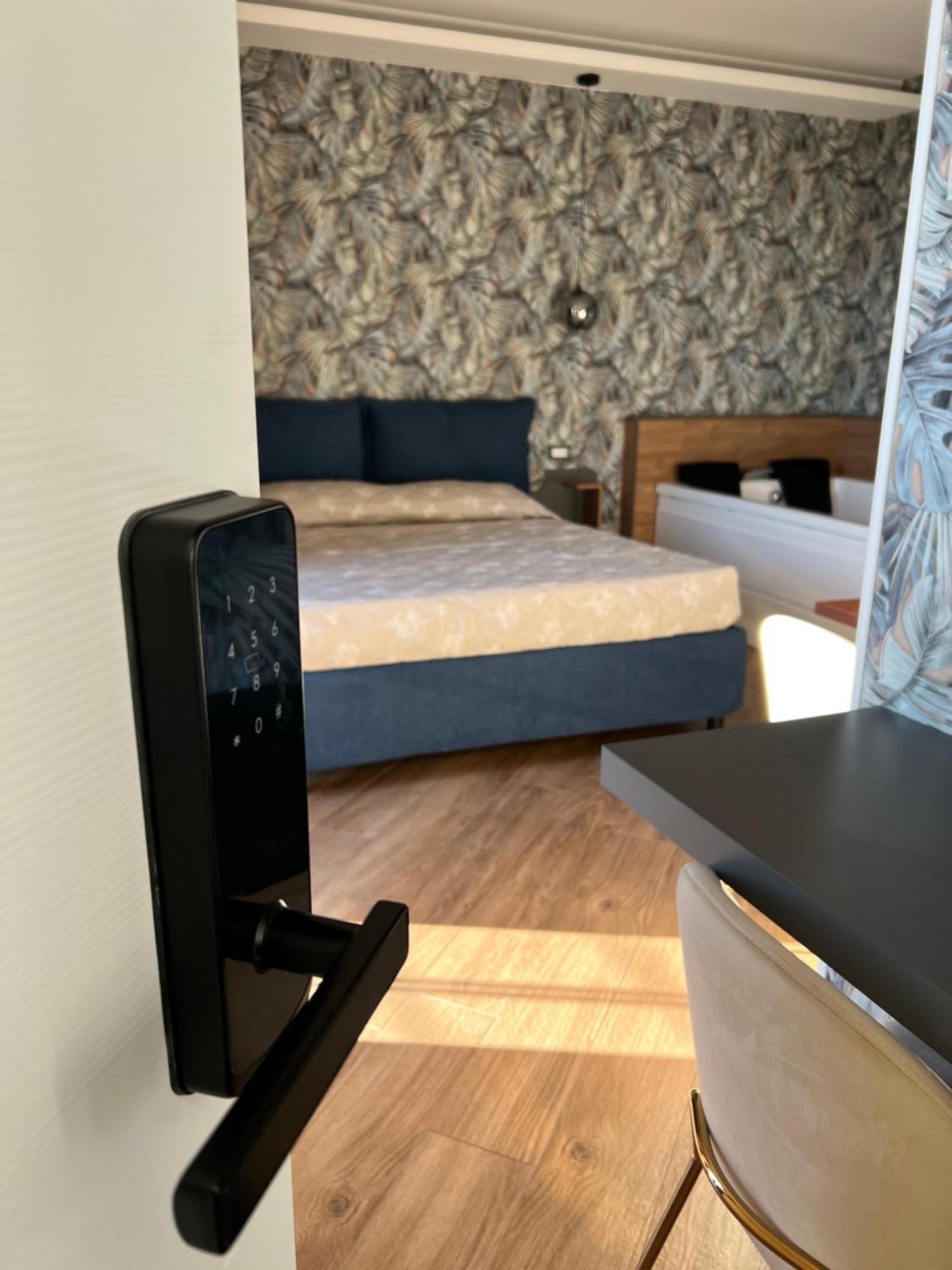 مارينا دي كاميروتا Poseidonrooms المظهر الخارجي الصورة